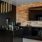 Apartamenty Sky Tower Z Jakuzzi Przy Oknie