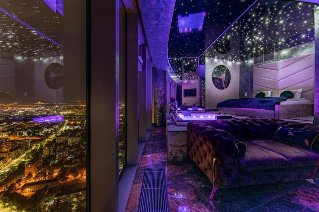 Apartment Apartamenty Sky Tower Z Jakuzzi Przy Oknie