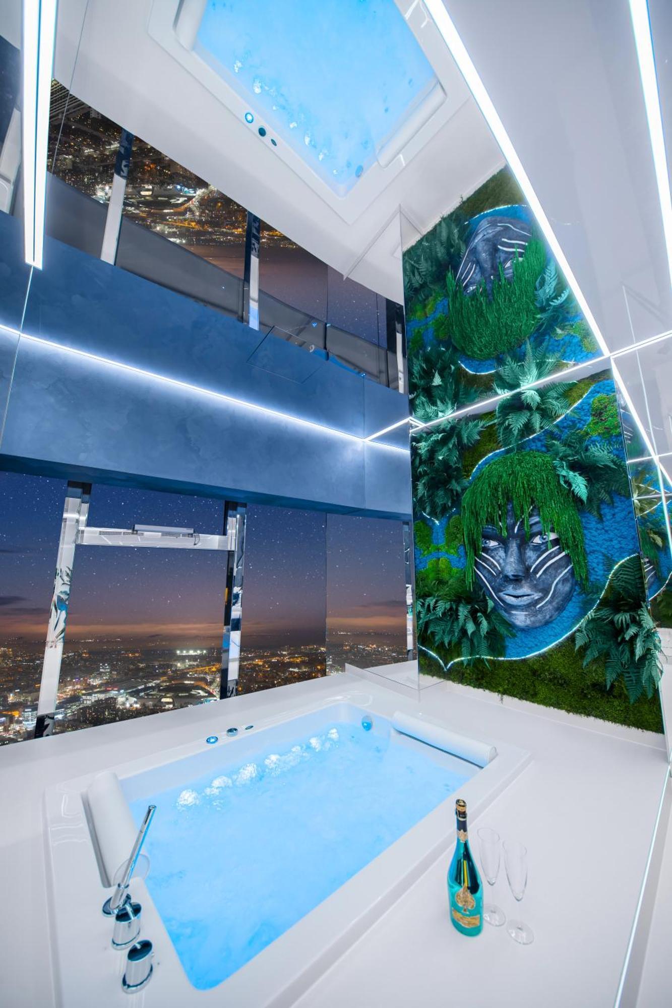 Apartment Apartamenty Sky Tower Z Jakuzzi Przy Oknie