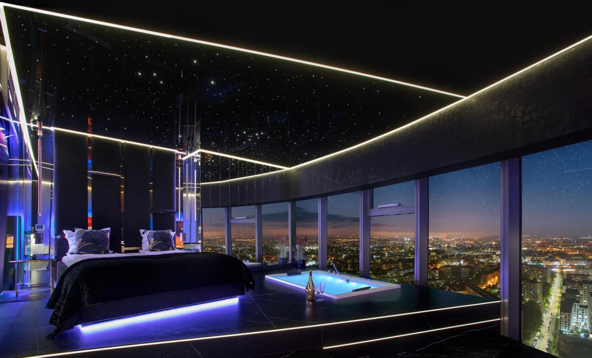 Apartamenty Sky Tower Z Jakuzzi Przy Oknie *